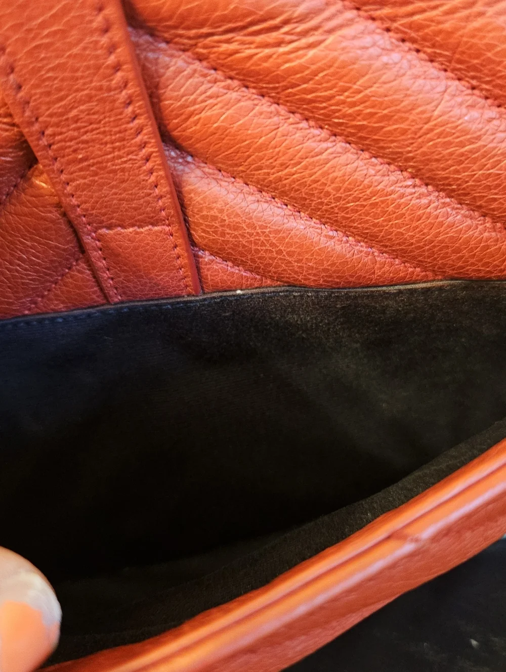 YSL Saint Laurent College Medium Red Chevron Leather Bag - Picture 15 of 16